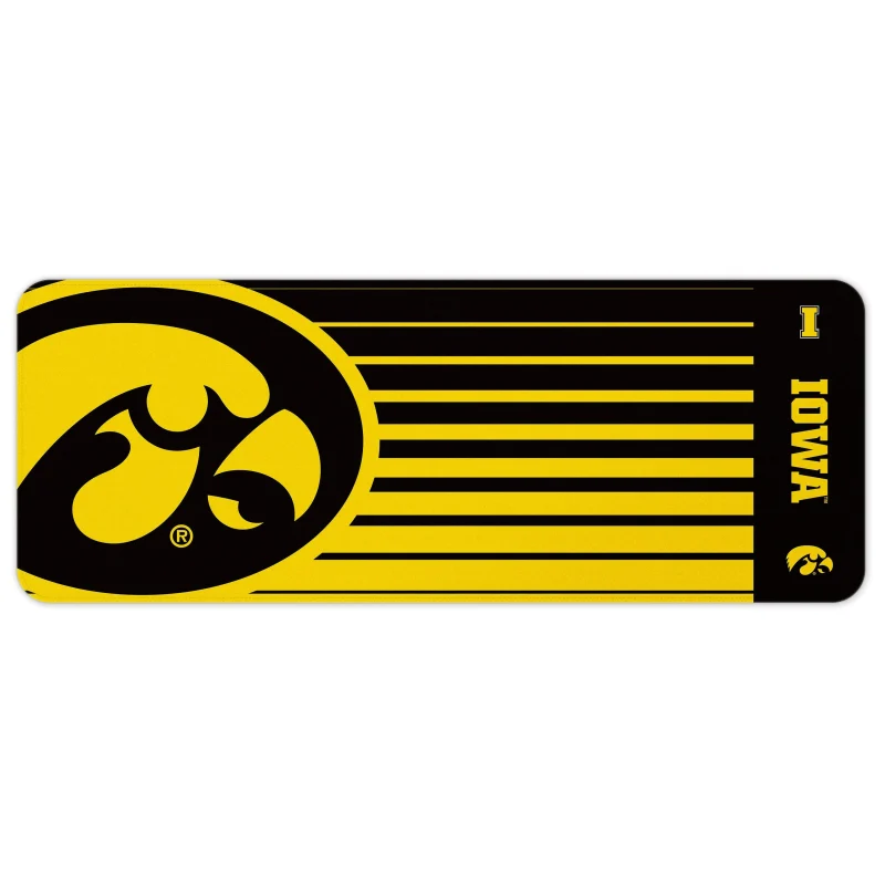 oregon ducks performance desk mat scaled